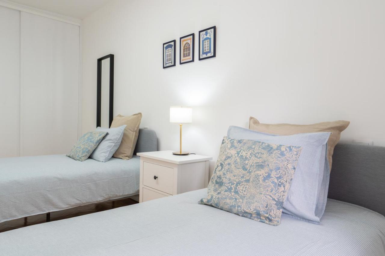 Host Wise - Spacious Fresh Flat W Terrace - Near Sea エスピーニョ エクステリア 写真