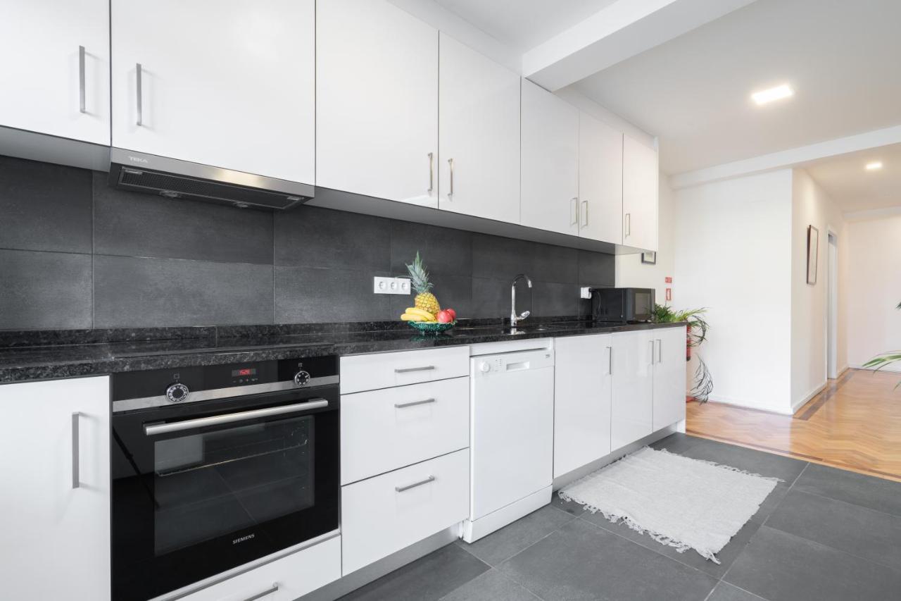 Host Wise - Spacious Fresh Flat W Terrace - Near Sea エスピーニョ エクステリア 写真