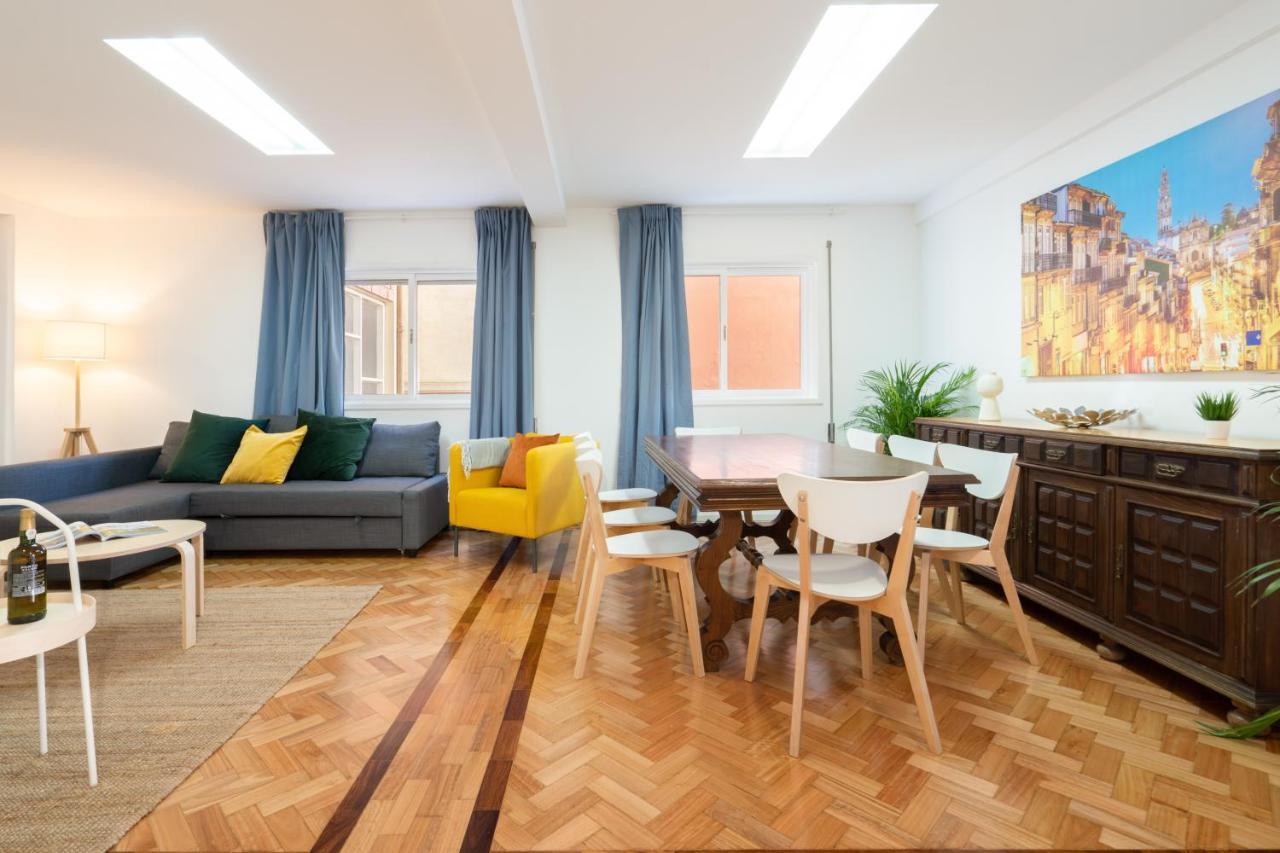 Host Wise - Spacious Fresh Flat W Terrace - Near Sea エスピーニョ エクステリア 写真